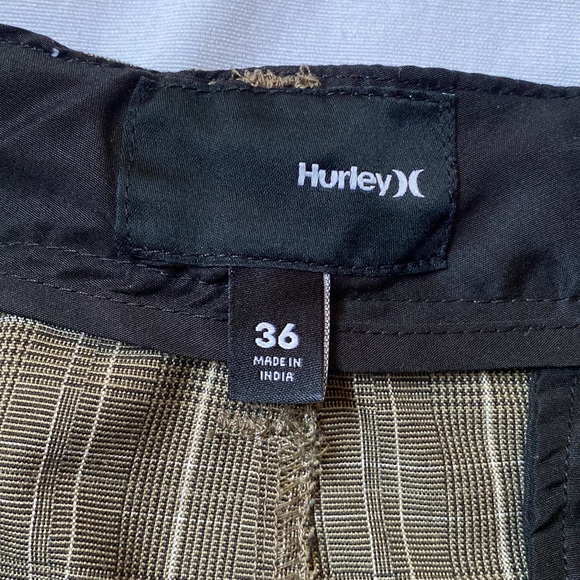 Hurley Men’s Shorts Size 36-EUC - Picture 2 of 5